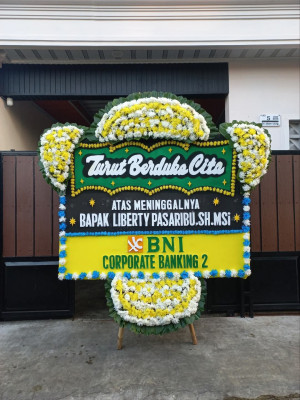 Papan Bunga Duka di Pasar Prabumulih Ii