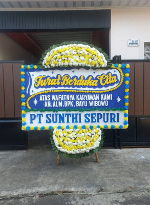 Papan Bunga Duka di Pasar Prabumulih Ii