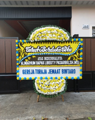 Papan Bunga Duka di Pasar Prabumulih Ii